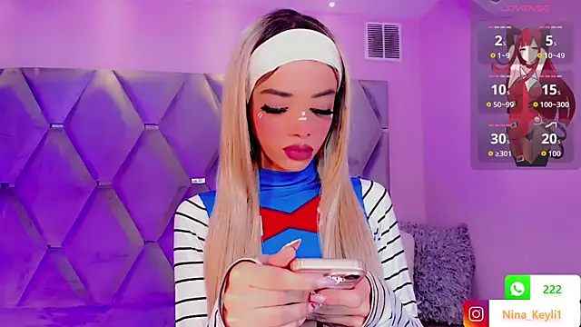 Snapshot of Nina_Keyli chatting on 10/08/25, 09:01 Nina Keyli online show from 10/08/25, 09:01