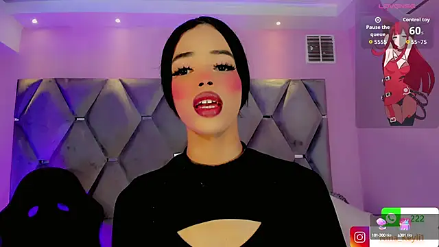 Snapshot of Nina_Keyli chatting on 10/10/25, 07:02 Nina Keyli online show from 10/10/25, 07:02