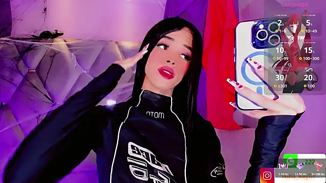 Nina Keyli online show from 10/28/25, 07:49