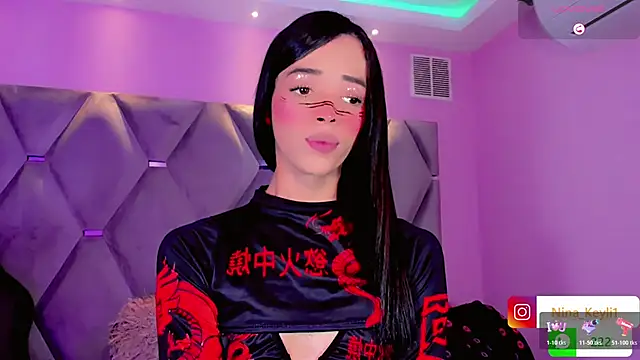 Snapshot of Nina_Keyli chatting on 12/04/25, 07:33 Nina Keyli online show from 12/04/25, 07:33