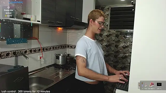 juanes puthee online show from 10/07/25, 12:19