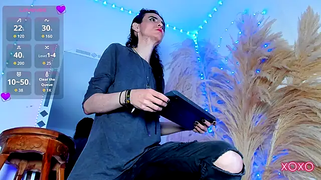 arthemisa hot online show from 10/03/25, 01:19