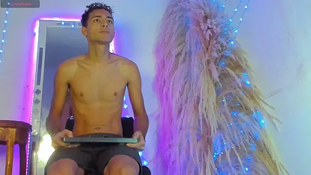 arthemisa hot online show from 10/20/25, 01:22