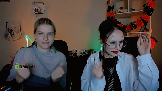 mona cloud online show from 10/20/25, 07:14