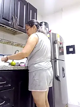 victoria wayne online show from 09/23/25, 10:51