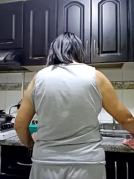 victoria wayne online show from 10/17/25, 09:56