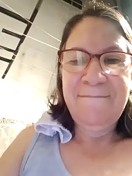 victoria wayne online show from 10/22/25, 09:53