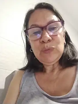 victoria wayne online show from 06/11/26, 10:24