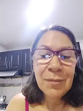 victoria wayne online show from 07/06/26, 09:17