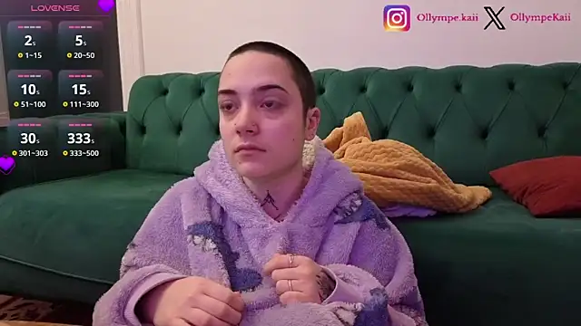 Snapshot of OllympeKaii chatting on 12/19/25, 05:36 OllympeKaii online show from 12/19/25, 05:36