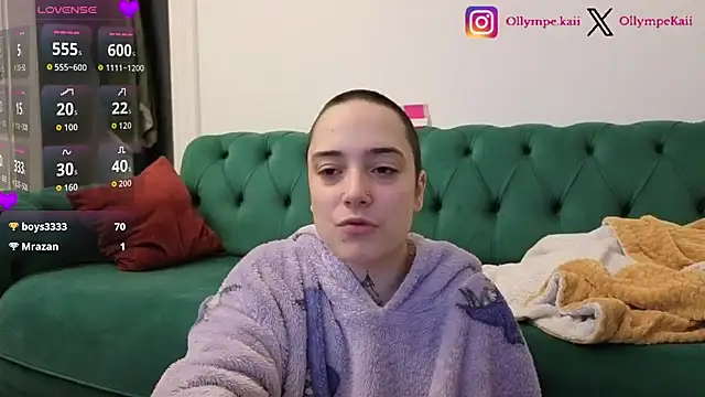 Snapshot of OllympeKaii chatting on 12/20/25, 03:57 OllympeKaii online show from 12/20/25, 03:57