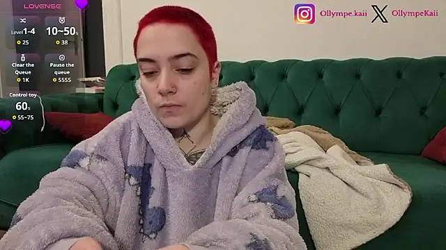 Snapshot of OllympeKaii chatting on 01/15/26, 05:23 OllympeKaii online show from 01/15/26, 05:23