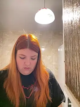 Snapshot of Dreamy_Desire chatting on 03/17/25, 04:22 Dreamy Desire online show from 03/17/25, 04:22