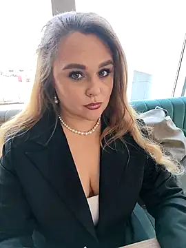 Juicy PeachLux online show from 05/08/26, 06:08