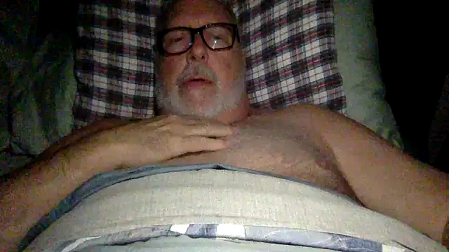 superbearboss online show from 11/24/25, 06:57