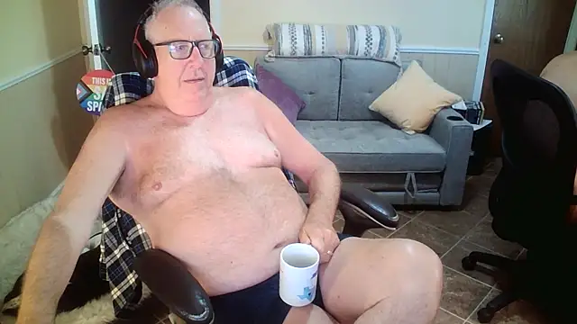 superbearboss online show from 06/09/26, 03:01