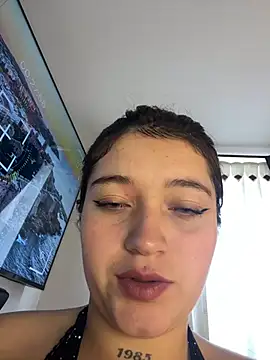 Karina Leon online show from 06/05/26, 08:58