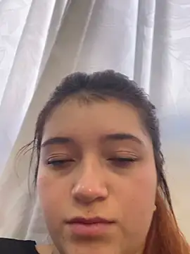 Karina Leon online show from 06/17/26, 08:21