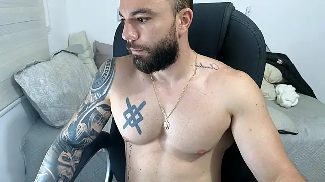 Snapshot of Isaac_Carter chatting on 07/19/26, 10:52 Isaac Carter online show from 07/19/26, 10:52
