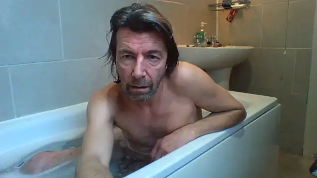 Snapshot of Grower_and_shower chatting on 02/25/26, 12:48 Grower and shower online show from 02/25/26, 12:48