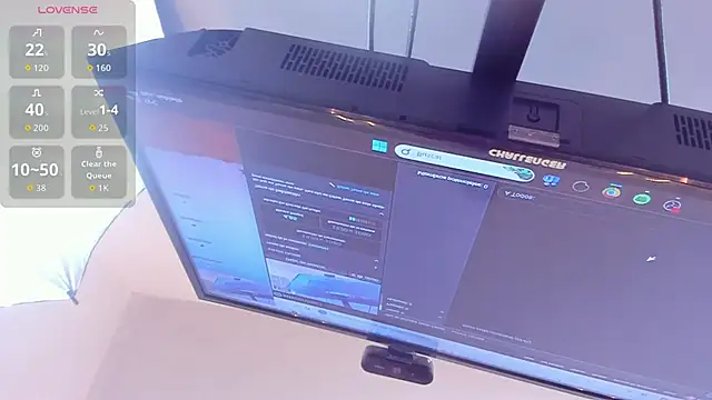 Alexa Bravva online show from 06/07/26, 03:43