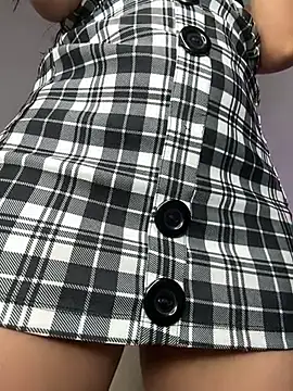  Emily Thompson  online show from 10/21/25, 01:28