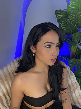  Emily Thompson  online show from 03/22/26, 03:32