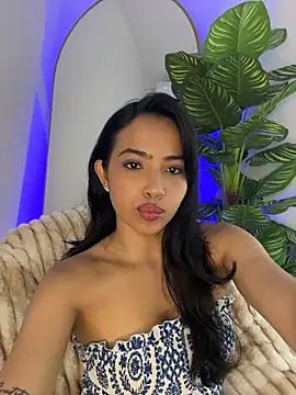  Emily Thompson  online show from 03/26/26, 03:12