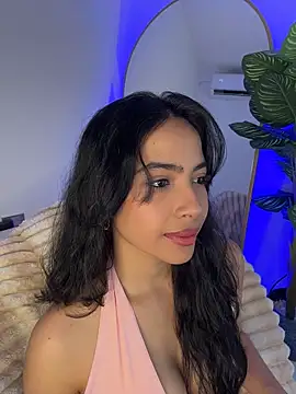 Emily Thompson  online show from 03/29/26, 04:45