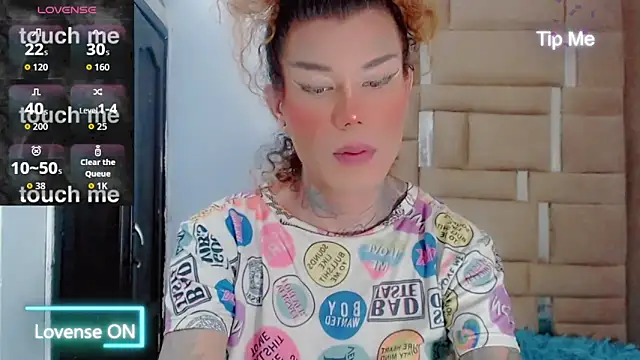 Snapshot of ana_tsxxx chatting on 04/06/26, 11:49 ana tsxxx online show from 04/06/26, 11:49