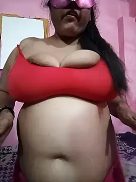 Rashmi Rai online show from 03/09/25, 04:11