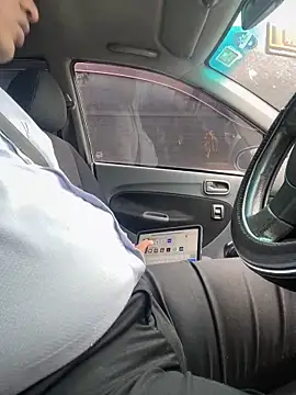 Snapshot of dam-her-boy chatting on 10/27/25, 02:26 dam-her-boy online show from 10/27/25, 02:26