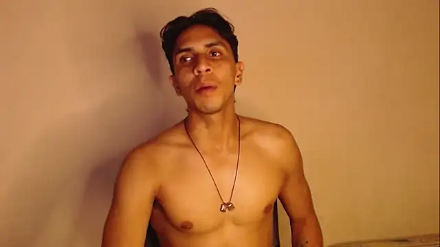 Monkey uchiha777 online show from 09/26/25, 11:42