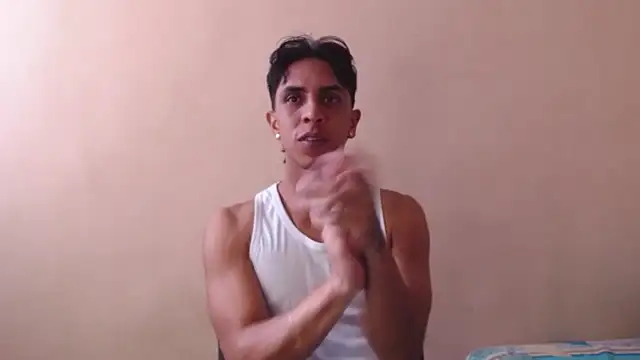 Monkey uchiha777 online show from 10/07/25, 05:32