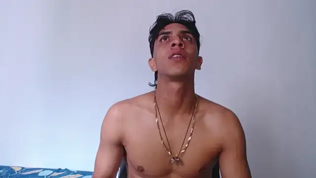 Monkey uchiha777 online show from 11/16/25, 03:06