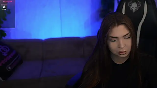 Snapshot of Billie054 chatting on 12/05/25, 08:01 Billie054 online show from 12/05/25, 08:01