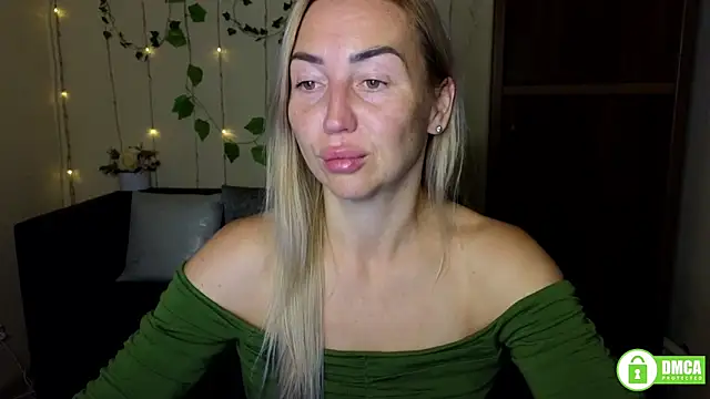 Kiss julli88I online show from 09/27/25, 05:29