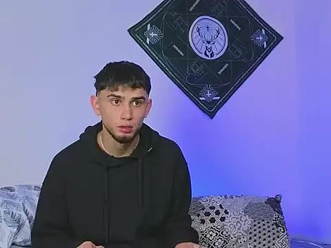 samevansx  online show from 10/21/25, 03:24