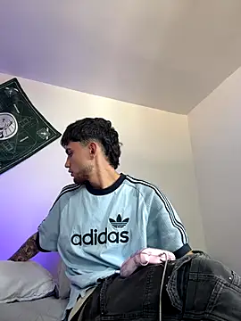 Snapshot of samevansx_ chatting on 12/01/25, 06:35 samevansx online show from 12/01/25, 06:35