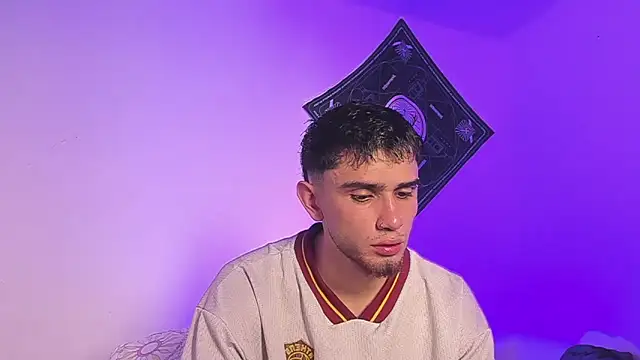 samevansx  online show from 06/16/26, 01:47