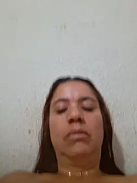 Snapshot of Carnudao chatting on 09/22/25, 03:25 Carnudao online show from 09/22/25, 03:25