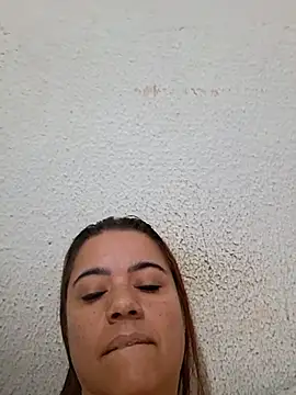 Snapshot of Carnudao chatting on 10/11/25, 02:59 Carnudao online show from 10/11/25, 02:59