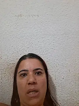 Snapshot of Carnudao chatting on 10/15/25, 05:51 Carnudao online show from 10/15/25, 05:51