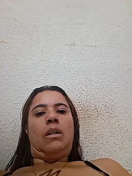 Snapshot of Carnudao chatting on 10/16/25, 05:36 Carnudao online show from 10/16/25, 05:36