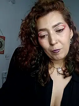 Luz delunaa online show from 01/05/26, 09:18