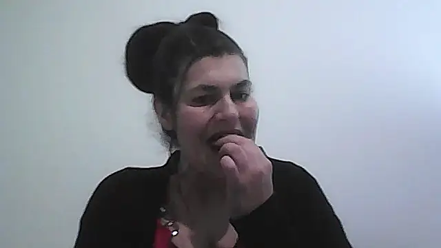 Snapshot of Curvy-Essex-Milf chatting on 03/06/26, 03:19 Curvy-Essex-Milf online show from 03/06/26, 03:19