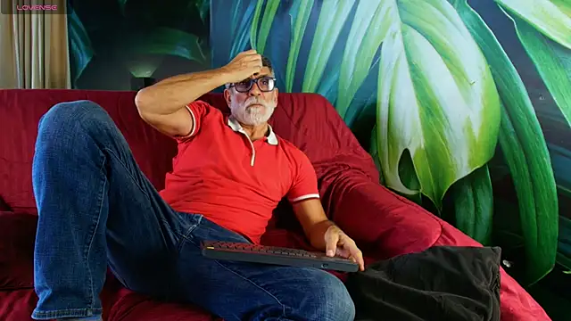 LukeCrews online show from 10/06/25, 06:27