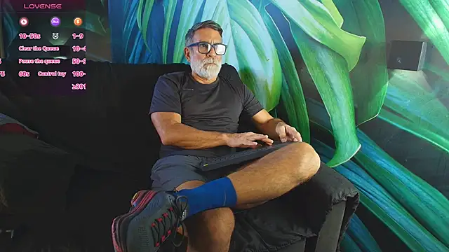 LukeCrews online show from 10/09/25, 07:34