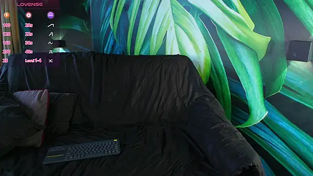 LukeCrews online show from 10/10/25, 06:51