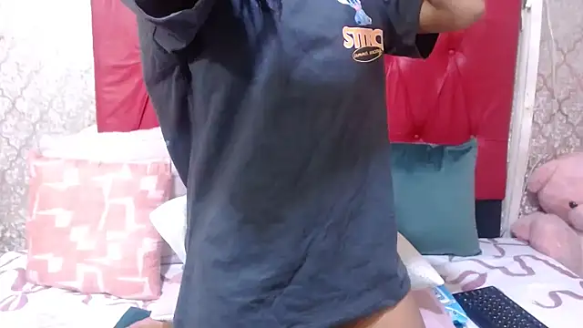 BondiBitch online show from 09/19/25, 04:07